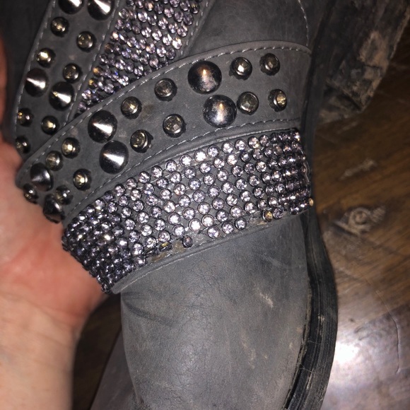 NOT RATED GREY BOOT 👢 - Picture 7 of 7